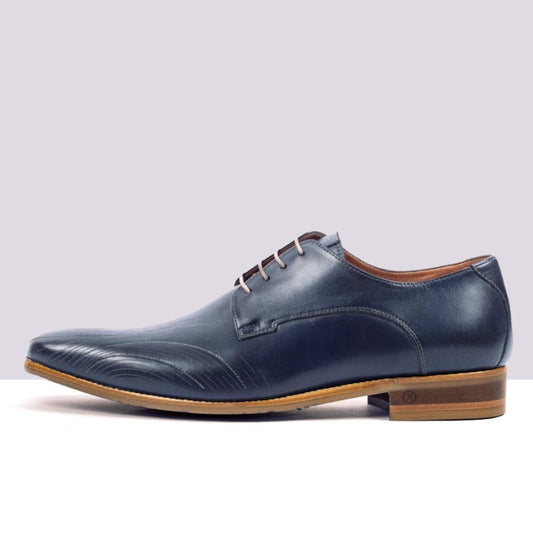 Checklist for a Monsoon-Friendly Shoe We All Should Know